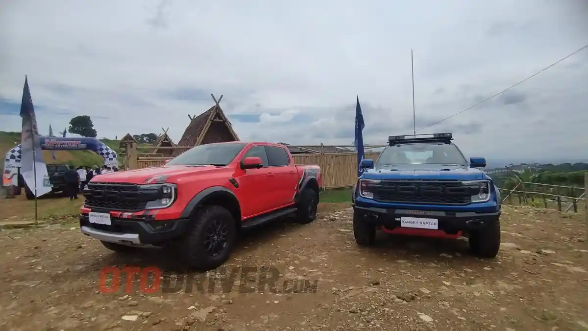 Foto - Menjajal Ford Ranger Raptor V6, Gemuruh Klasik Dengan Performa Masa Kini