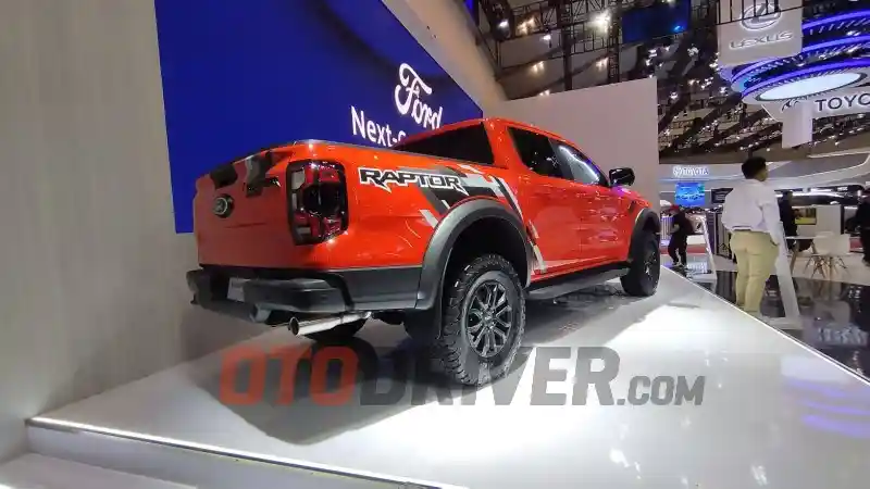 Foto - Ford Ranger Raptor V6 3.0L Resmi Masuk Indonesia, Sodorkan Pesona Mesin Bensin