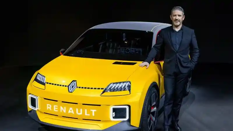 Foto - Tutupi Hutang, Renault Jual Saham