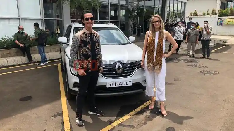 Foto - Renault Resmikan Dealer Baru Berstandar Tinggi di Cikarang