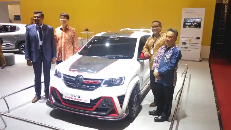 Berita - GIIAS 2017: Renault Kwid Tampil Keren Dengan Pelek Racing dan Bodi-kit, Berapa Harganya?