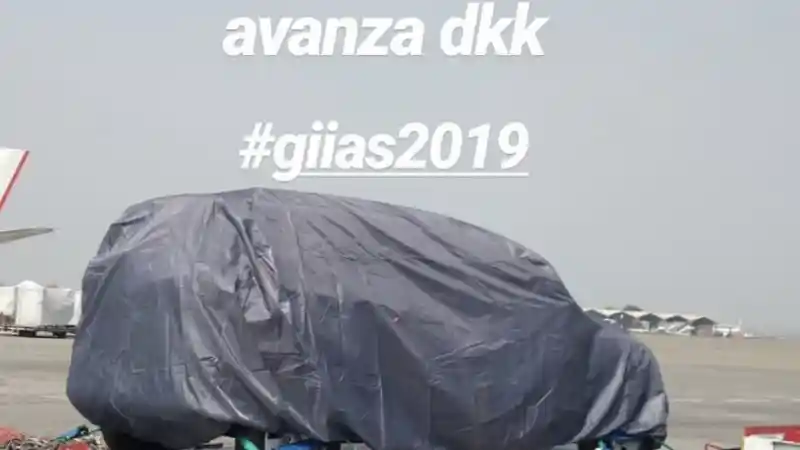 Foto - Renault Triber Mendarat di Indonesia