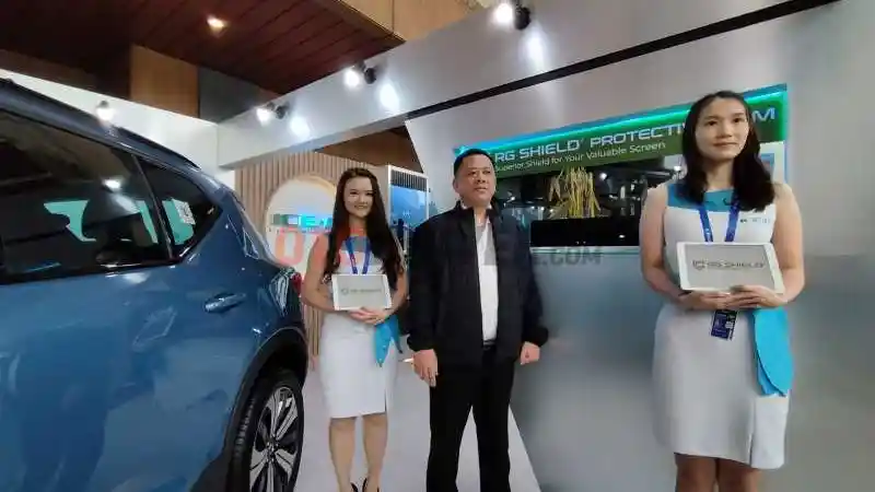 Foto - RG Shield Protective Film, Jurus Aman Lindungi Layar Sentuh 