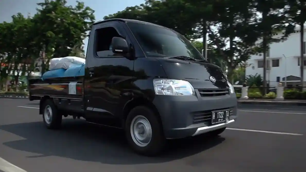 Pikap - Daihatsu Terbangkan Pengguna Gran Max Ke Jepang 