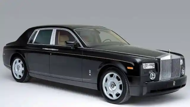 Foto - Rolls Royce Hentikan Produksi Phantom Akhir 2016