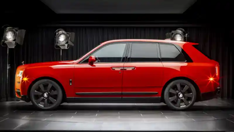 Foto - Rolls-Royce Pamerkan Pilihan Warna Baru Cullinan Yang Dapat Dikombinasikan Sesuai Selera Konsumen