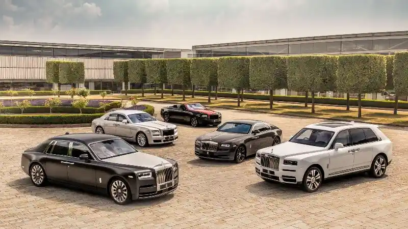 Berita - Rolls-Royce Landspeed Unjuk Kebolehan, Hanya Dijual 35 Unit