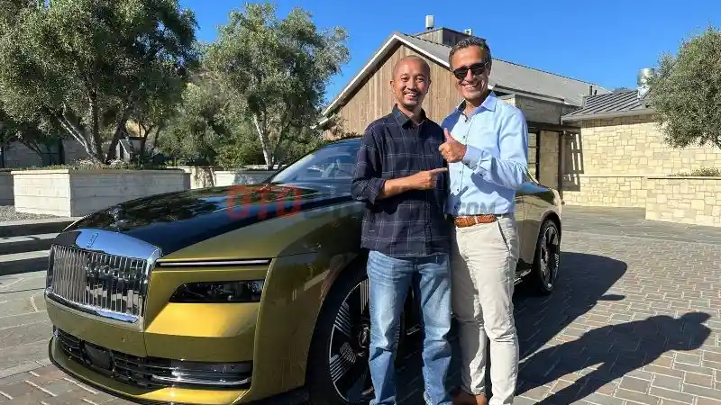 Foto - Menggunakan Penggerak Serupa BMW i7, Rolls-Royce Klaim Rasanya Berbeda