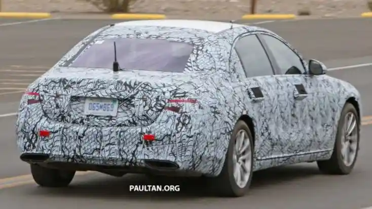 Foto - Generasi Penerus S-Class Akan Berdimensi Lebih Besar