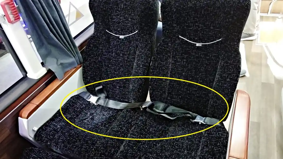 Foto - Kemenhub: Penumpang Bus Wajib Pakai Safety Belt 