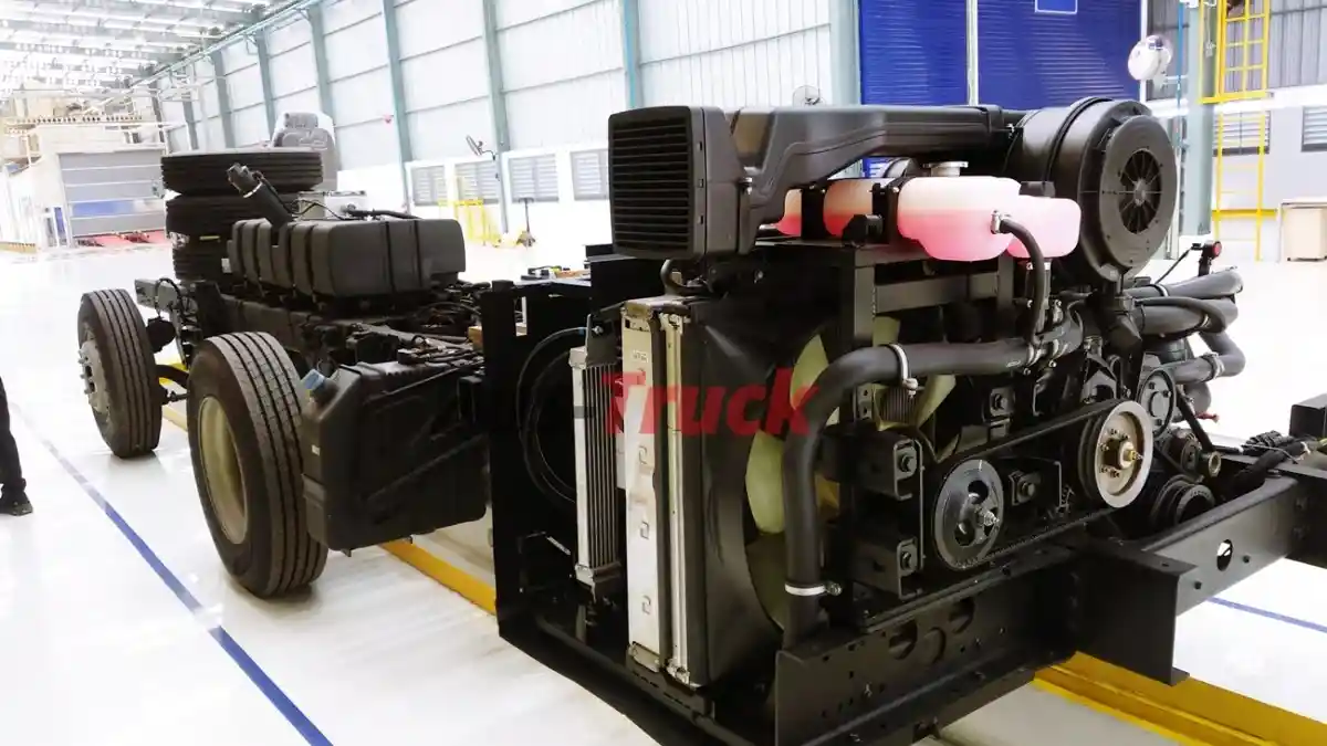 Foto - DCVMI Ekspor Sasis Bus Mercedes-Benz 1626L