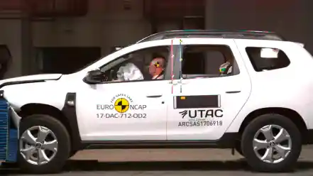 Foto - VIDEO: Crash Test Renault Duster 2017 (Euro NCAP)