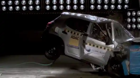 Crash Test - VIDEO: Perbandingan Tes Tabrak Renault Kwid Oleh ASEAN NCAP dan Global NCAP