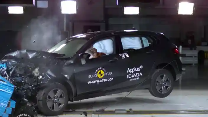 Crash Test - VIDEO: Crash Test BMW Seri-1 2019 (Euro NCAP)