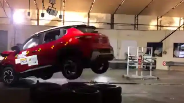 Foto - VIDEO: Crash Test Nissan Magnite (ASEAN NCAP)