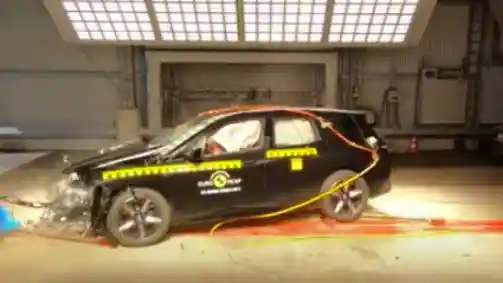 Crash Test - VIDEO: Crash Test BMW iX (Euro NCAP)