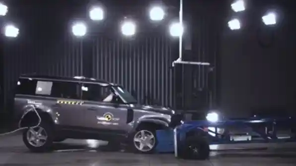 Foto - VIDEO: Crash Test Land Rover Defender PHEV (Euro NCAP)