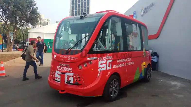 Foto - Mobil Autonomous Untuk Pertamakalinya Beroperasi di Jakarta!