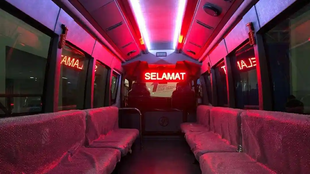 Foto - Trans Semarang Feeder Andalkan Mikro Bus Bermesin BBG