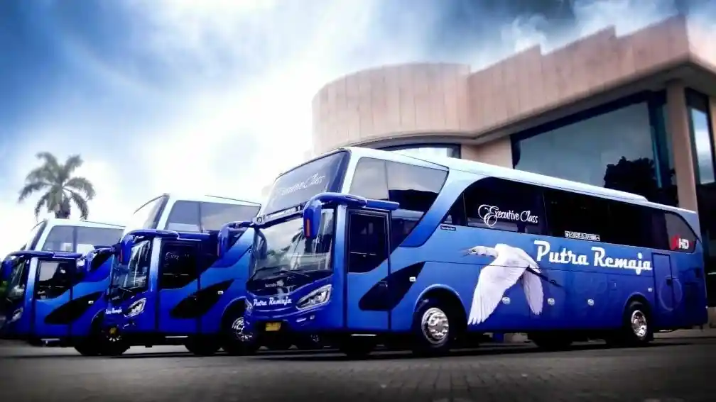 Berita - Baru Dirilis, Bus Putra Remaja Berbodi Ventura HDD Dari Morodadi Prima
