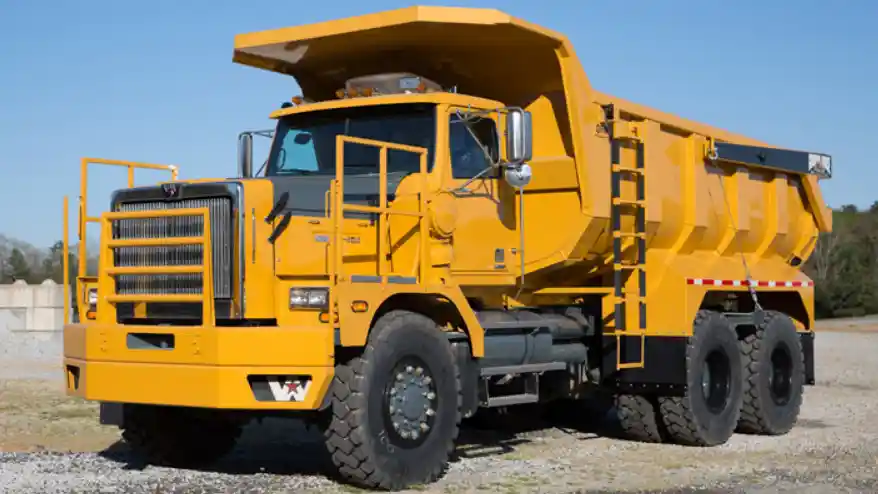 Foto - Western Star, Truk Jagoan Di Tembagapura