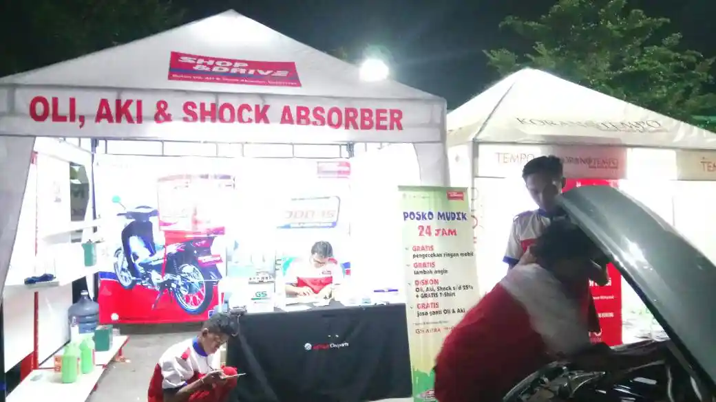 Foto - Shop&Drive Siaga Mudik, Bengkel Tetap Buka Saat Lebaran