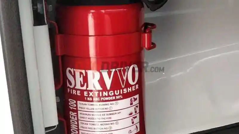 Foto - Suzuki New Carry 2020 Vs 2021 Berbeda Rp 4 Jutaan, Simak Detailnya