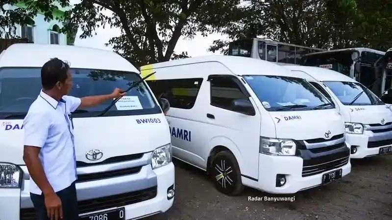 Van - Mau Liburan Ke Kawah Ijen? Manfaatkan Shuttle Damri