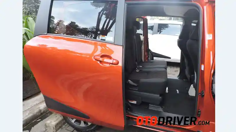 Tips - Kiat-Kiat Agar Pintu Sliding Elektrik Mobil Anda Awet