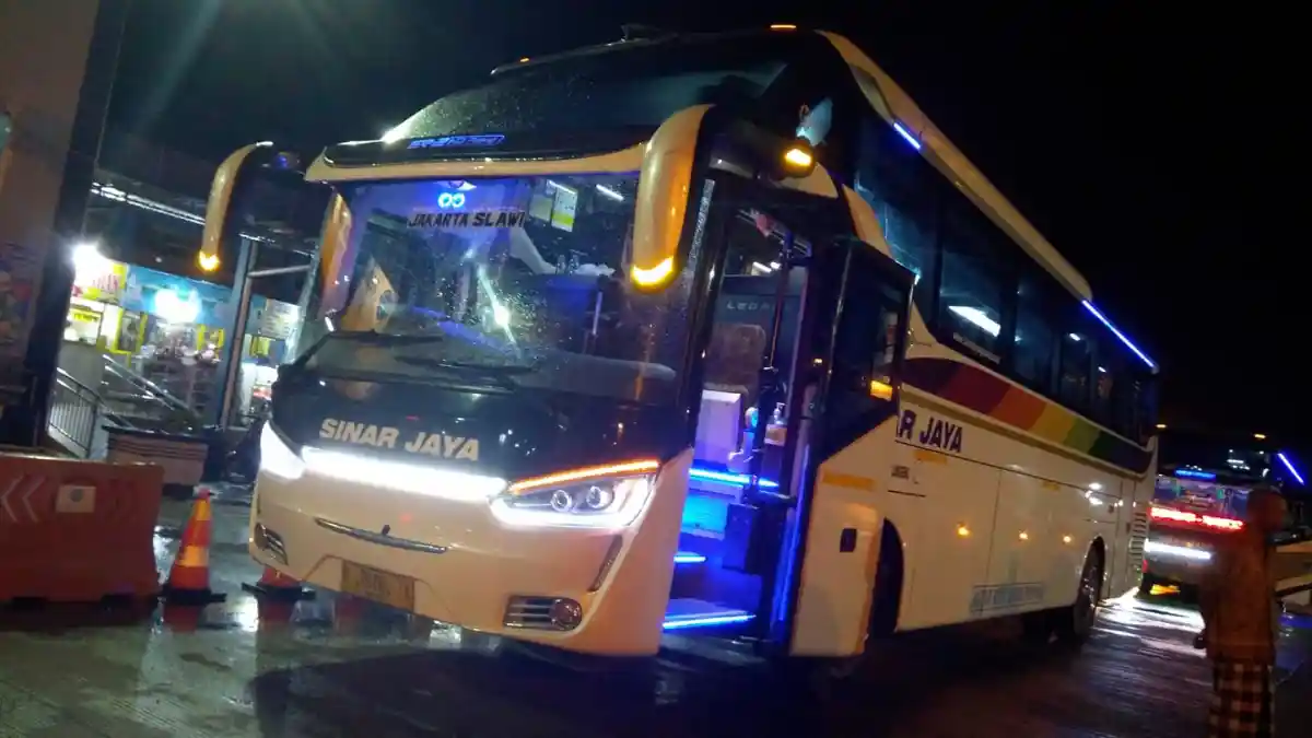 Bus - Layanan Bus Sinar Jaya Rute Slawi-Jakarta, Ternyata Kini Berbeda