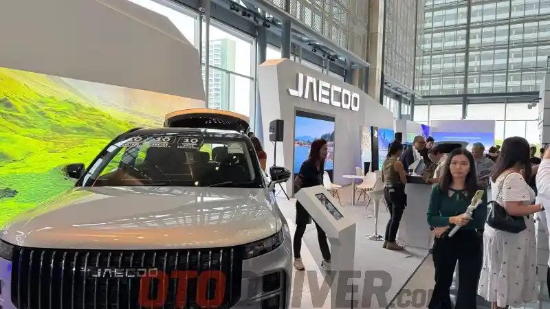 Foto - Brand China Dominasi Singapore Motorshow 2025