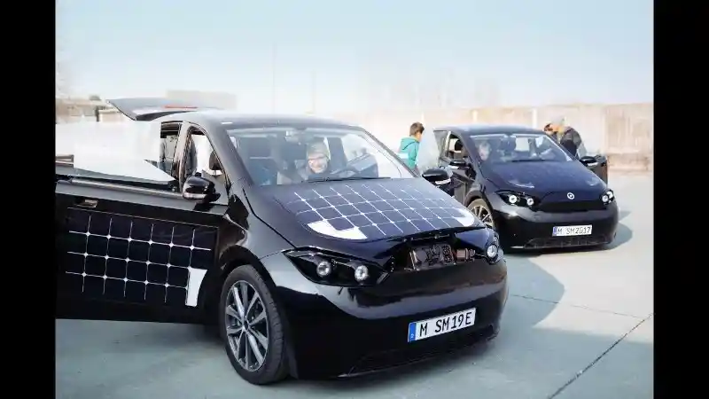 Mobil Listrik - Dilengkapi Panel Surya, Mobil Listrik Seharga Rp 400 Jutaan Ini Dijual Massal