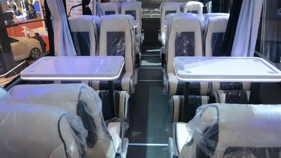 Foto - Nostalgia Bus Di Ajang GIIAS 2016 (II), Ada Bus Bergaya Cafe