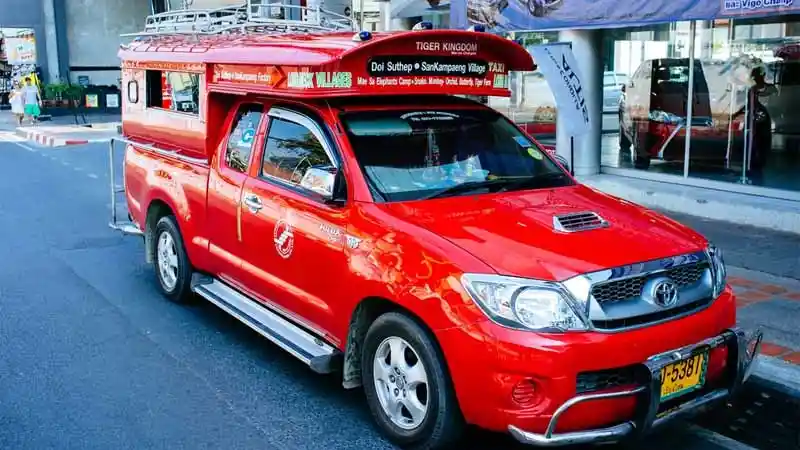 Foto - Jadi Angkot, Toyota Hilux EV Akan Segera Diuji Coba Pada 2024