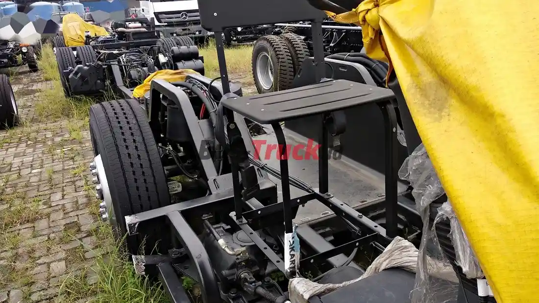 Foto - Lebih Dekat Lagi Dengan Sasis “Space Frame”