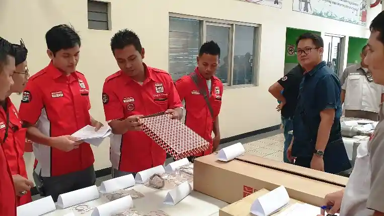 Foto - Seru! Daihatsu Cuci Gudang Spareparts