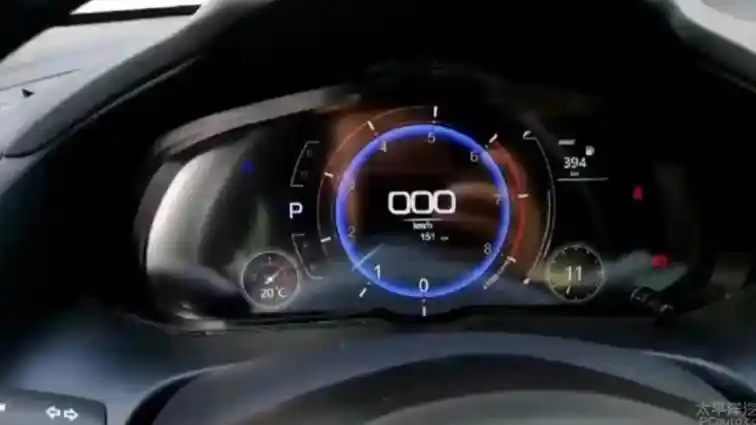 Foto - SPY SHOT: Layar Instrumen Mazda 3 Generasi Terbaru