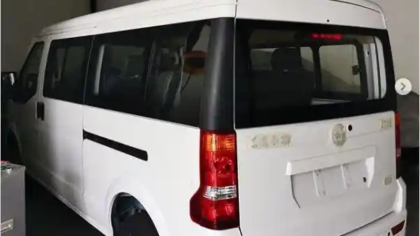 Foto - DFSK Siapkan Minivan untuk Bisnis Shuttle, Travel dan Antar-Jemput