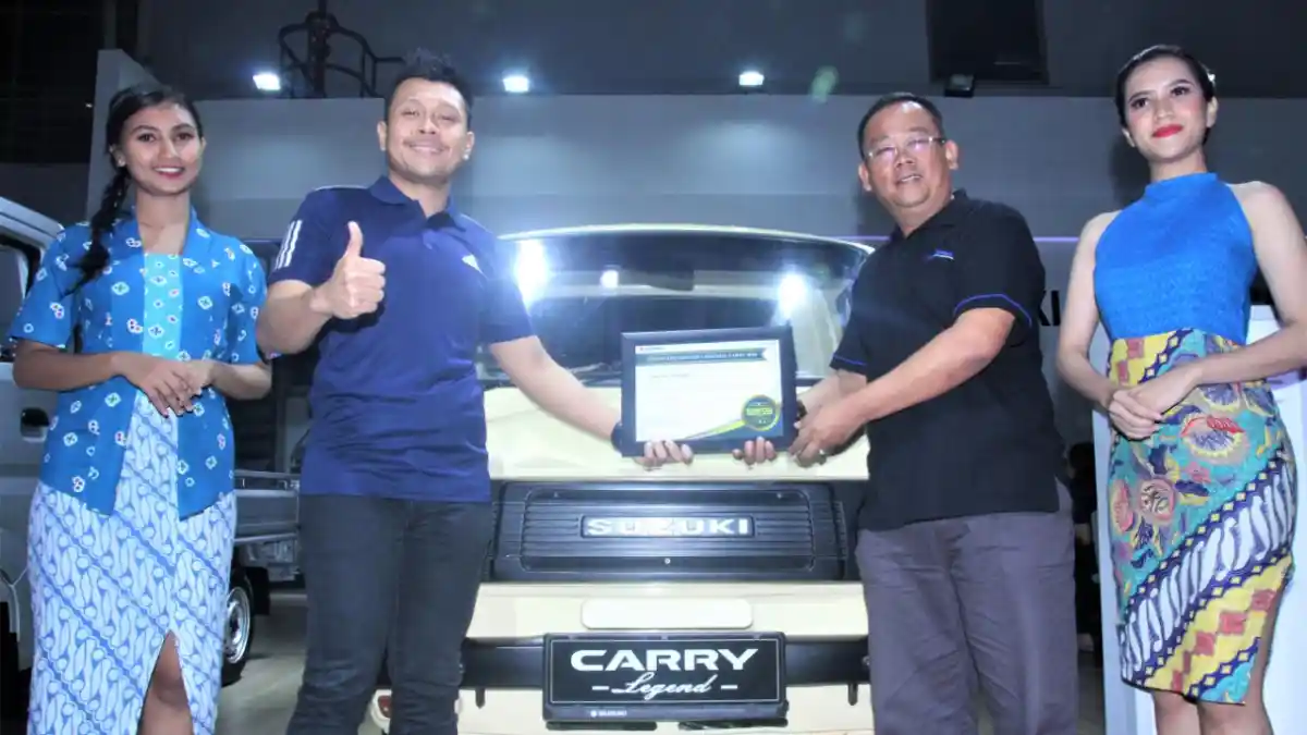 Foto - Suzuki ST20 'Truntung' Tahun 1981 Koleksi Warga Garut Jadi Pemenang Kontes Legenda Carry