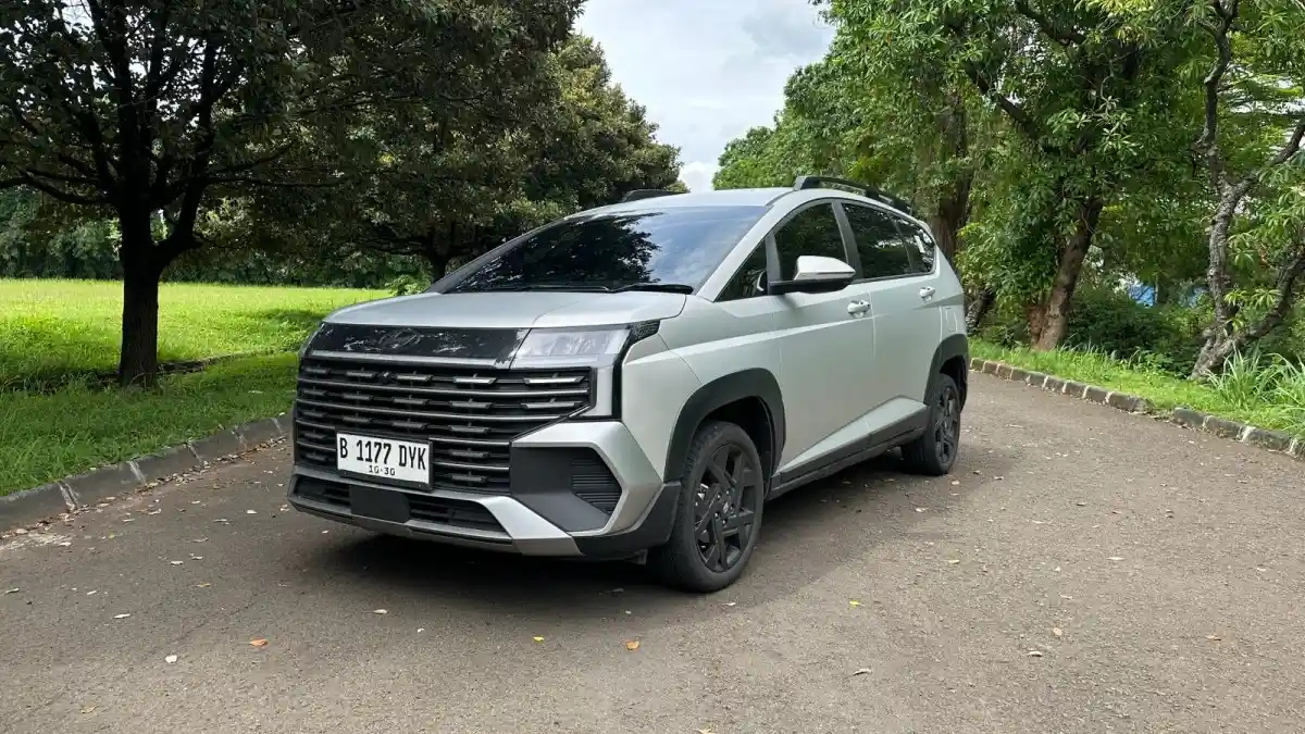 Foto - Kia Segera Produksi MPV Di Cikarang, Gunakan Basis Stargazer