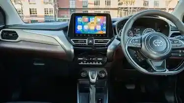 Foto - Toyota Starlet Cross Muncul Di Negara Ini, Kembaran Suzuki Fronx