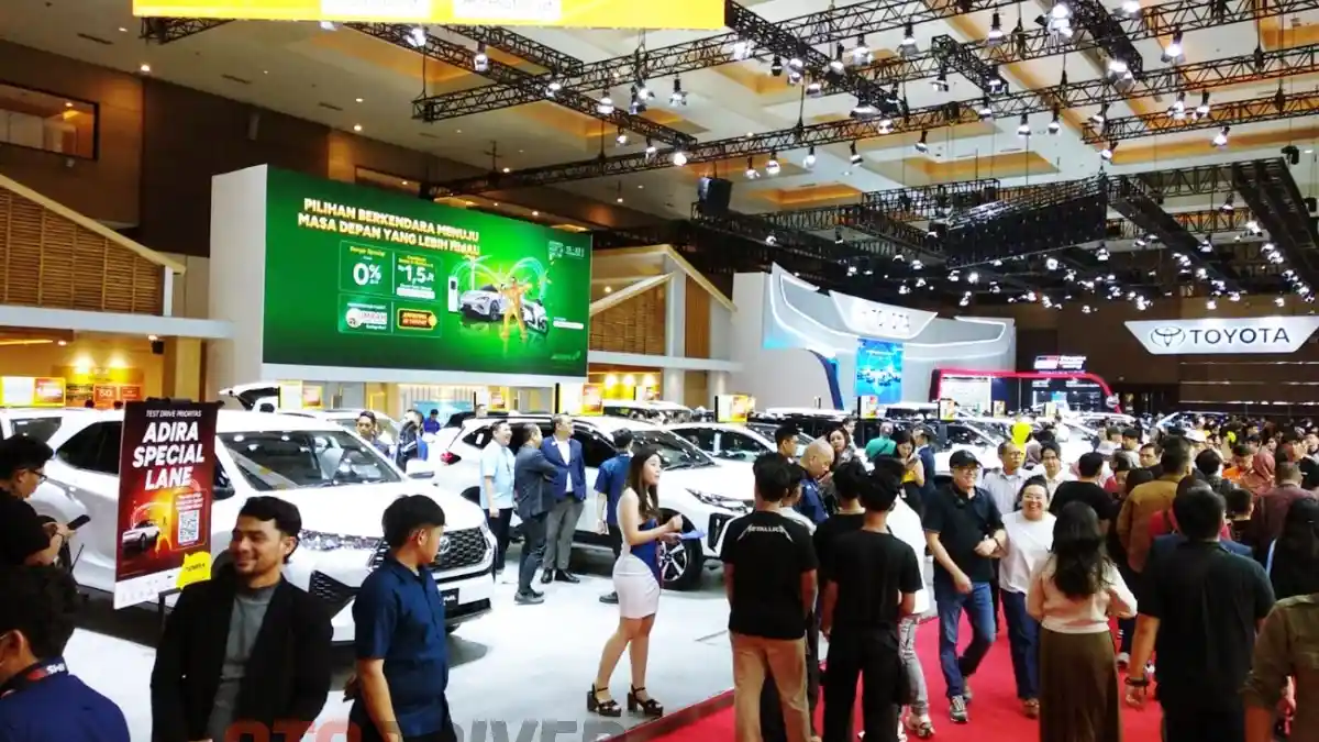 Foto - Pemprov Jakarta Ajak Warga Diskusi Soal Pembatasan Usia Kendaraan