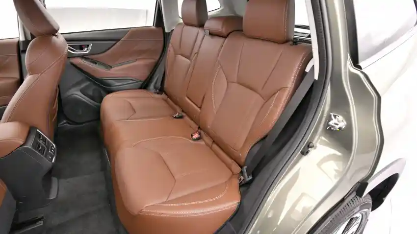 Foto - Subaru Forester Generasi Kelima Resmi Meluncur di AS