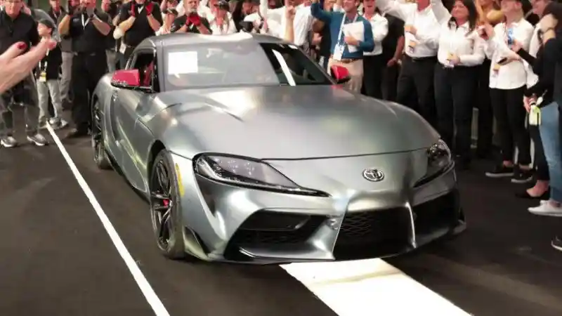 Berita - Fantastis! Toyota Supra Produksi Pertama Laku RP 30 Milyar!