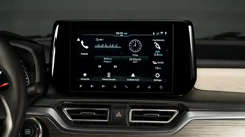 Foto - Melihat Suzuki Dzire, Sedan Berbasis Swift Yang 'Nyaris' Dijual Di Indonesia