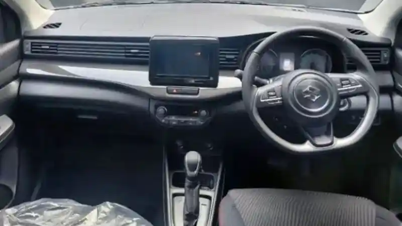 Foto - Wujud Suzuki Ertiga Hybrid Terkuak Sebelum Peluncurannya