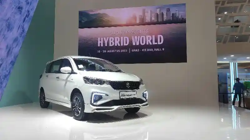 Berita - Suzuki Pasang Target 1.300 Unit Selama GIIAS 2023, Model Hybrid Jadi Penopang