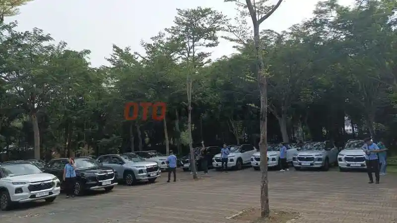 Berita - Siap Mengaspal di Jalan, Suzuki Grand Vitara Resmi Diserahkan ke Konsumen 