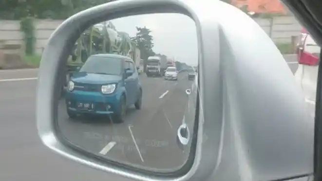 Foto - SPY SHOT: Suzuki Ignis 2017 Di Tol Cikampek