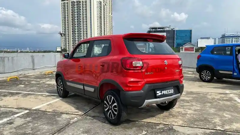 Foto - Suzuki S-Presso Meluncur Di Indonesia, Harga Mulai Dari Rp 155 Juta